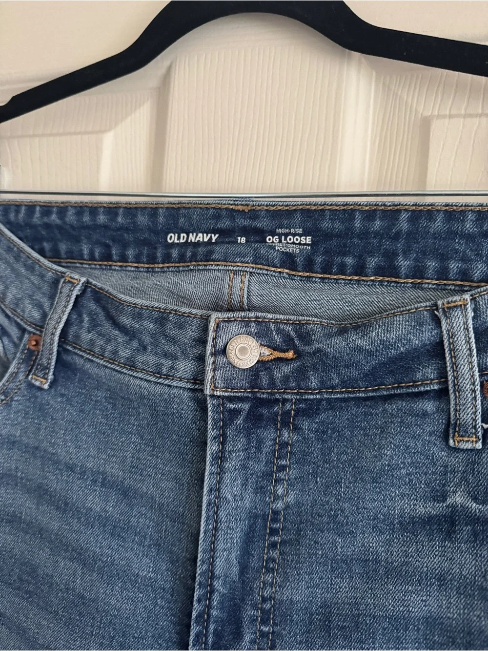 High-Rise OG Loose Jeans in Light Blue Wash | Old Navy, Size 18